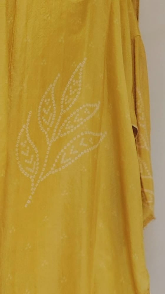 Shimmer Bandhani Crepe