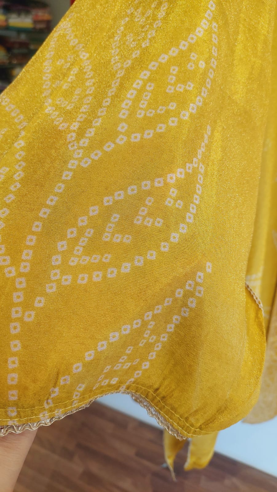 Shimmer Bandhani Crepe