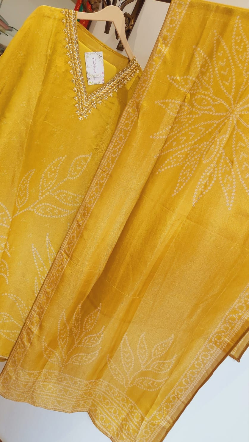 Shimmer Bandhani Crepe