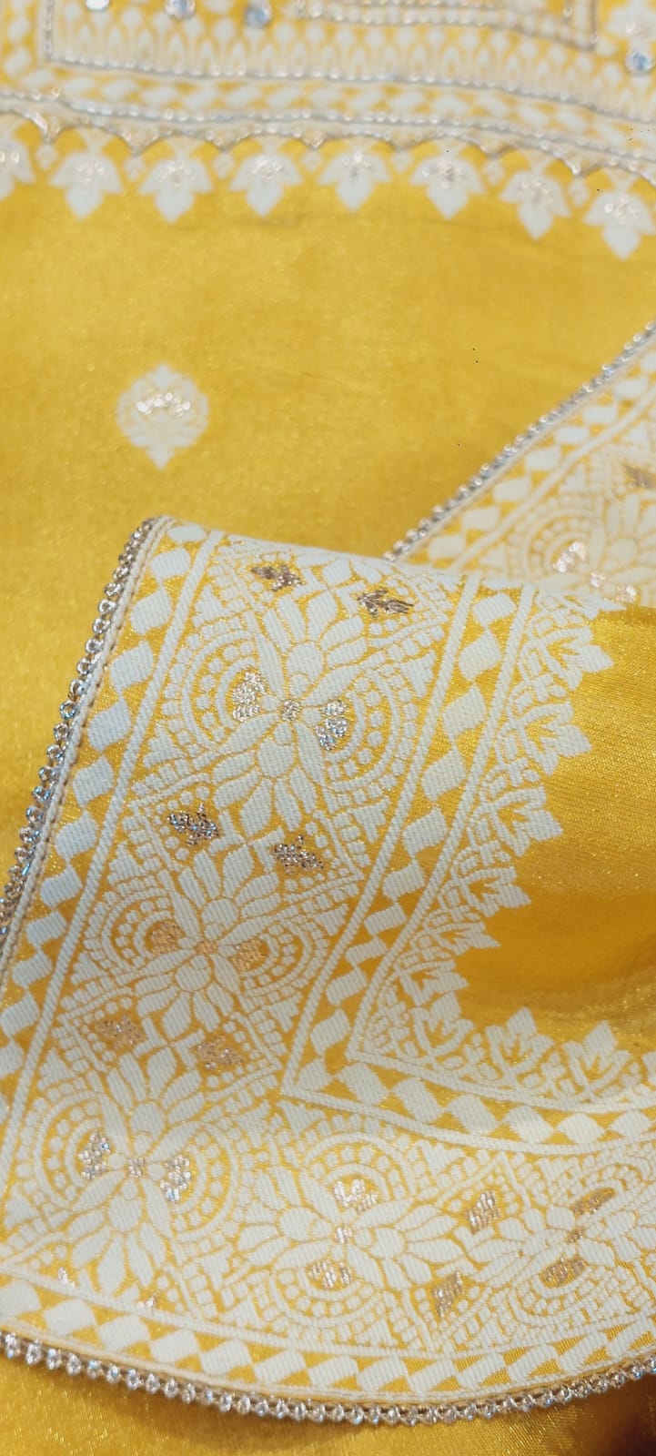 Golden Radiance in Crepe