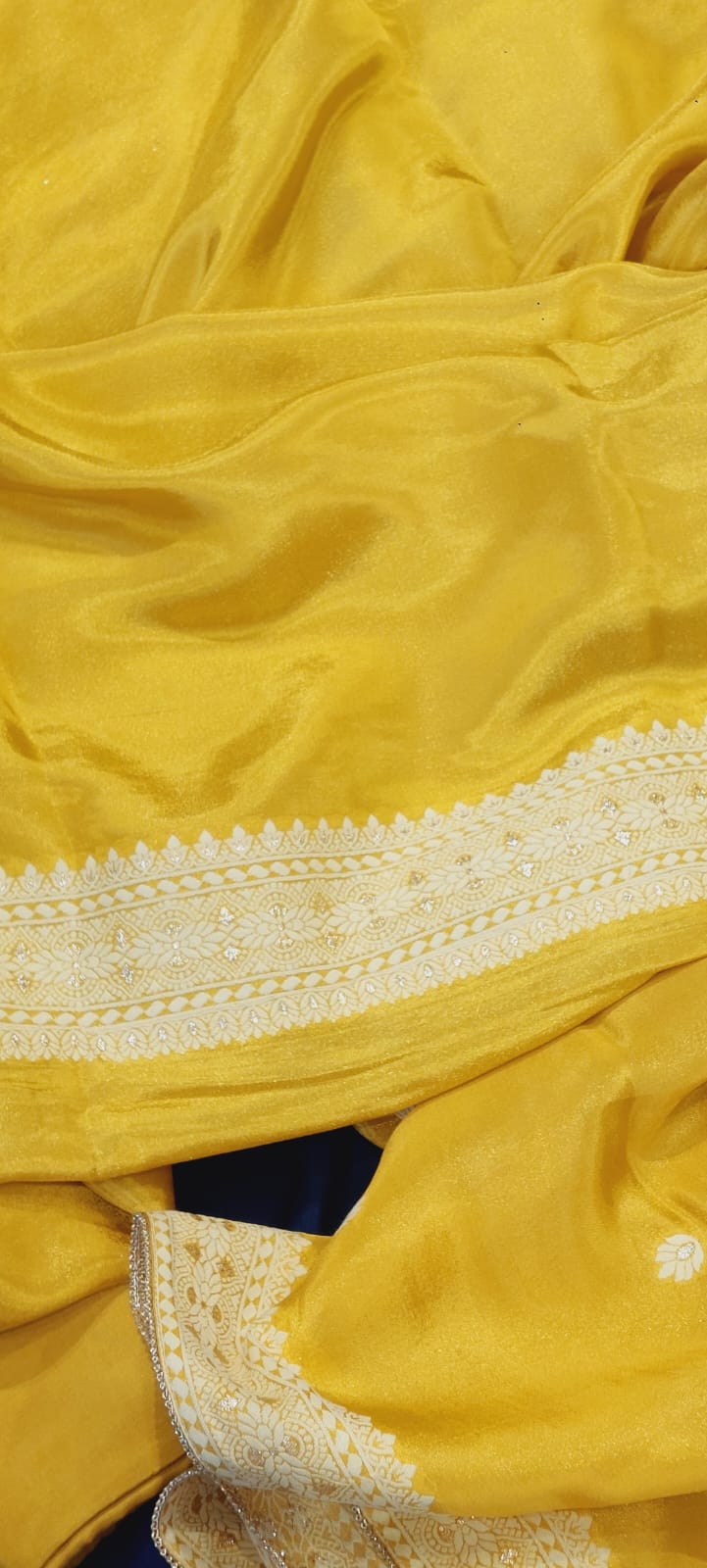 Golden Radiance in Crepe