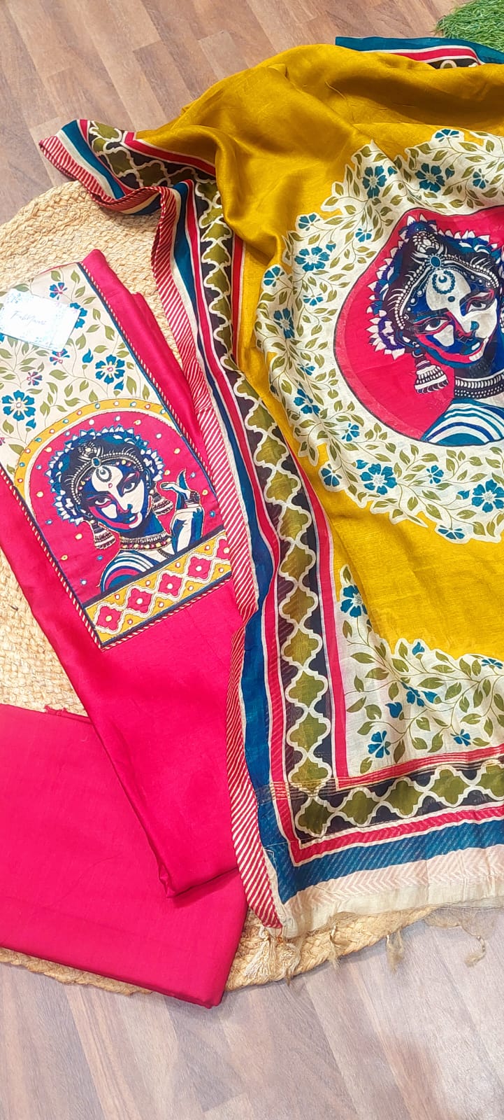 Kalamkari Grace