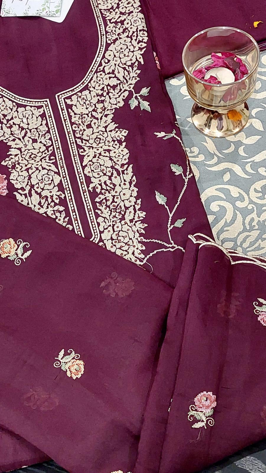 Elegant Threads