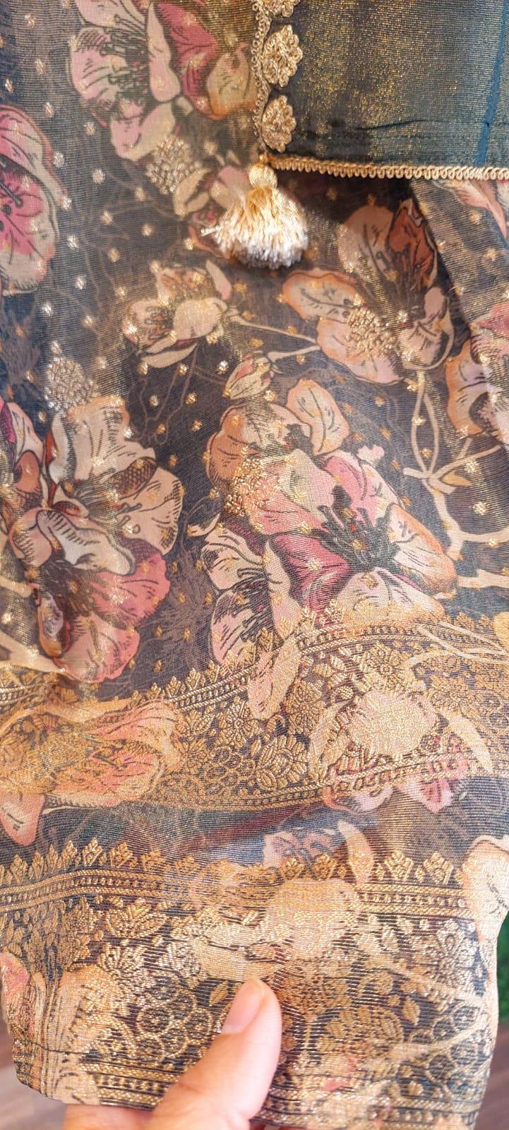 Banarsi Bloom