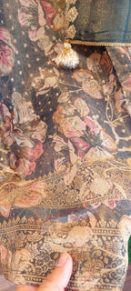 Banarsi Bloom