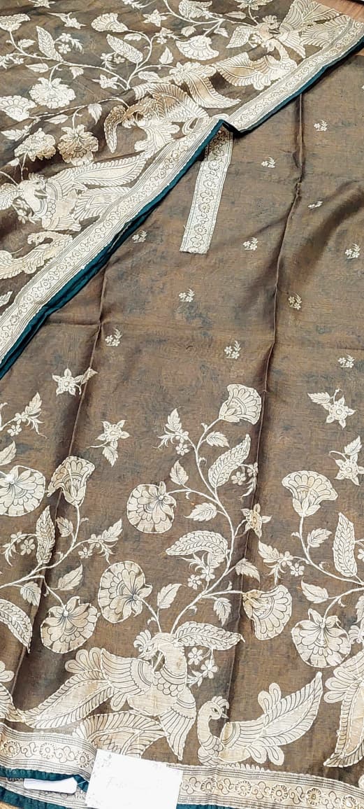 Kantha Elegance